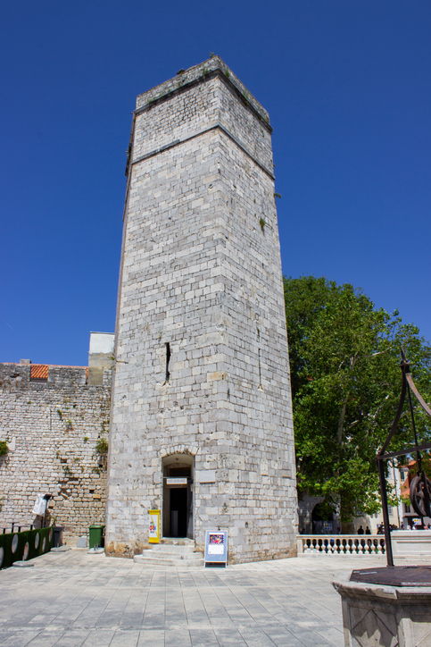 The Captain's Tower stands beside Five Wells Square in Zadar, Croatia.